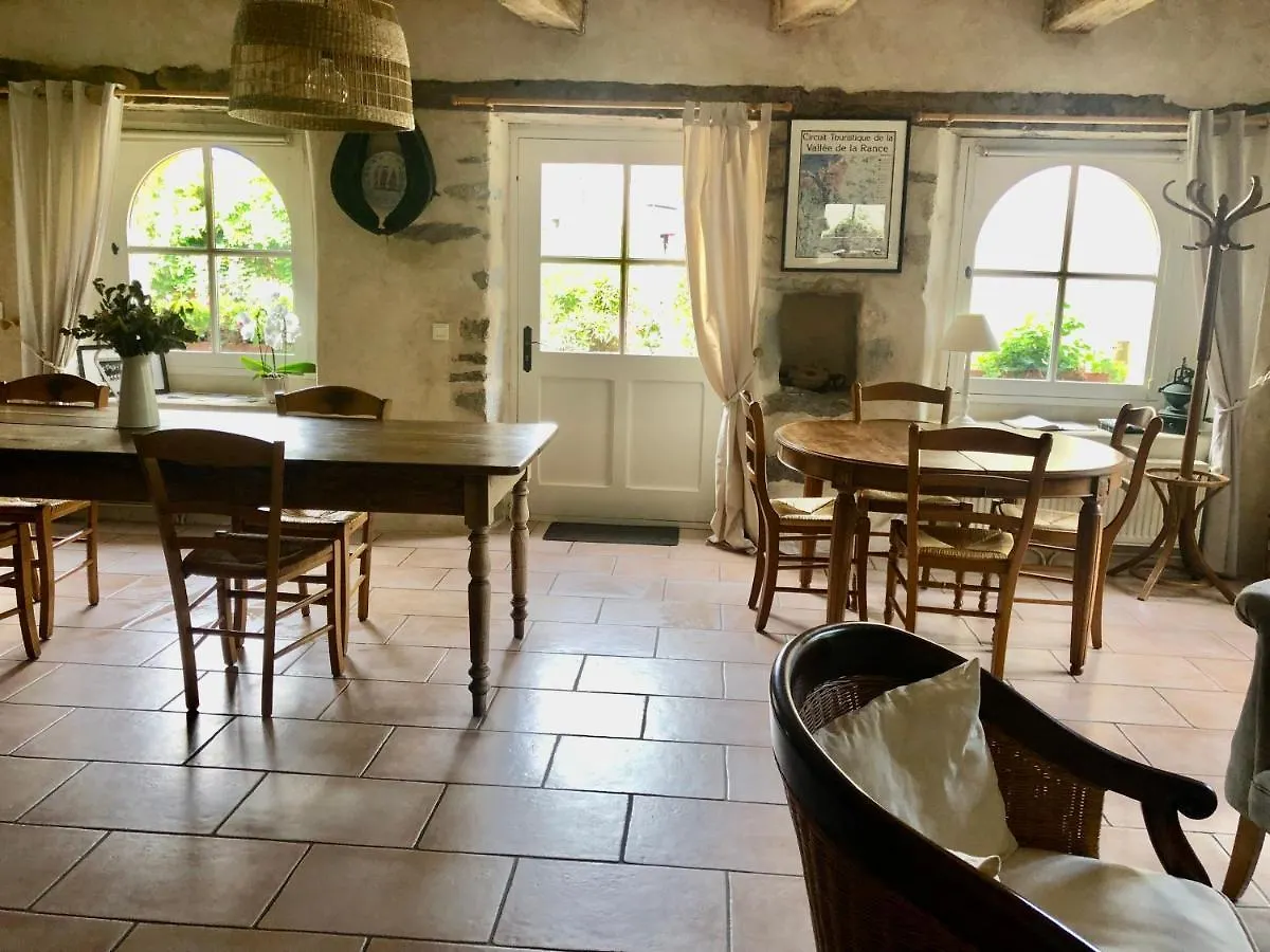 La Chaumiere De La Chaize Saint-Jouan-des-Guerets 0*,